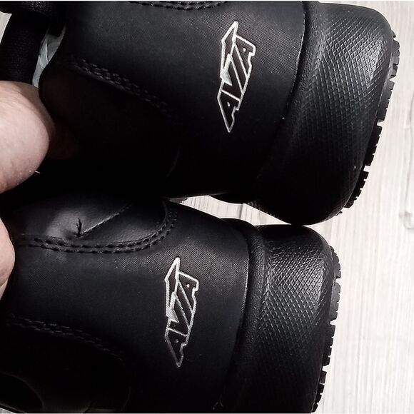 (S-4186) Avia Avi-Skill Non Slip Shoes for Men Sz 8 - Picture 5 of 12
